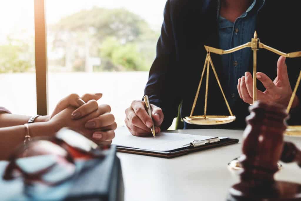 Court Applications vs. Mediation: A Less Stressful Path with EH Mediation Fareham